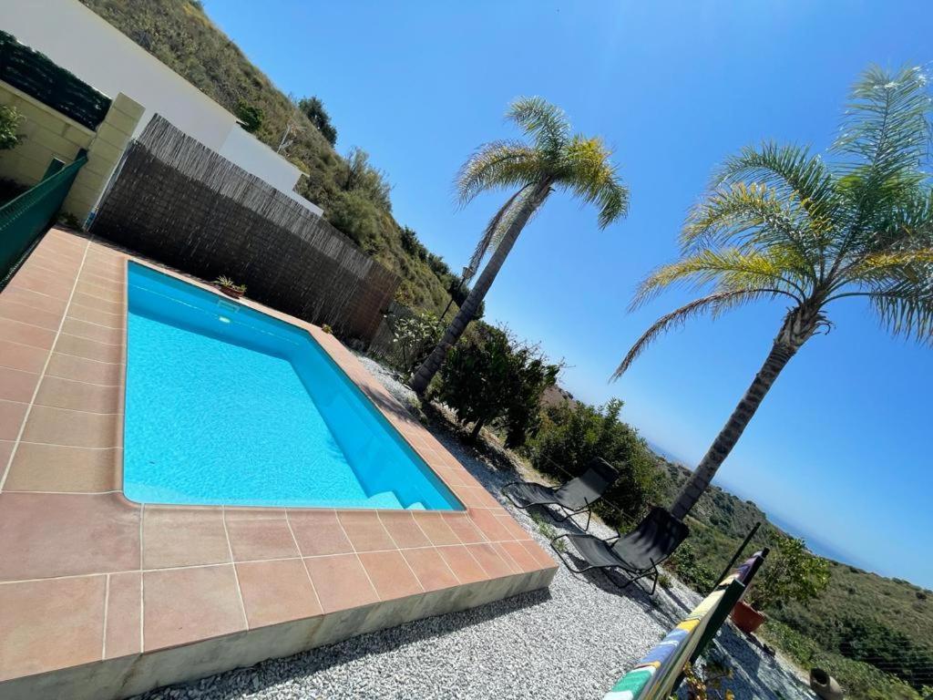 Villa La Paz Benajarafe Eksteriør bilde